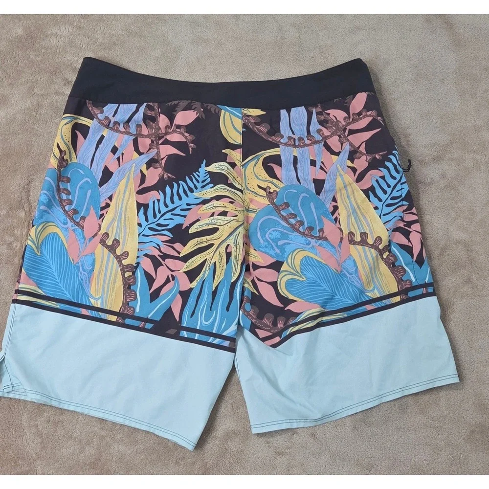 Patagonia Planing Stretch Board Shorts Men's Size 35 Multicolor Swim Trunks GOOD